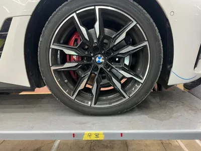 BMW i4 2025, 4221 км, за 69000000 KRW - фото 3