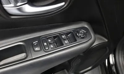 Jeep Renegade 2018, 86579 км, за 10900000 KRW - фото 30