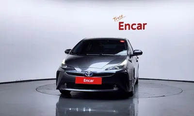 Toyota Prius 2019, 161134 км, за 13490000 KRW