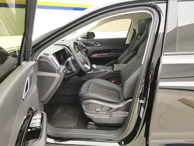 Hongqi Hongqi HS3 PHEV 2024, 11200 км, за 89700 CNY - фото 9