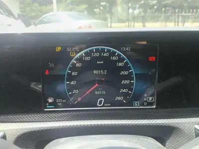 Mercedes-Benz A-Class 2020, 87000 км, за 83800 CNY - фото 14