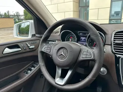 Mercedes-Benz 奔驰GLE(进口) 2017, 114000 км, за 176800 CNY - фото 11