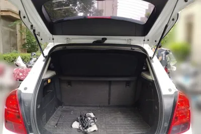 Chevrolet Trax 2016, 102500 км, за 32490.89 CNY - фото 16