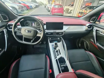 Geely Binyue 2021, 35000 км, за 43800 CNY - фото 9