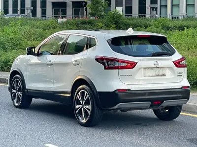 Nissan Qashqai 2020, 72000 км, за 63800 CNY