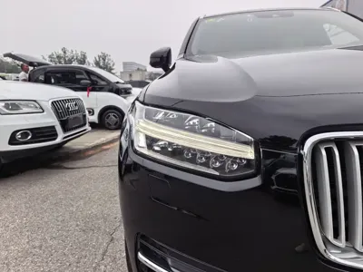 Volvo XC90 PHEV 2018, 87000 км, за 228000 CNY - фото 6