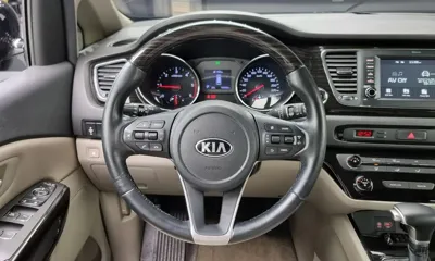 Kia Canival 2019, 148399 км, за 9990000 KRW - фото 13