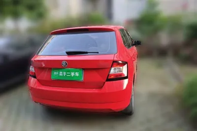Skoda Fabia 2017, 96000 км, за 29528.09 CNY - фото 5
