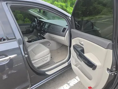 Kia Canival 2017, 139610 км, за 12500000 KRW - фото 14