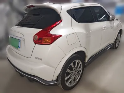 Infiniti ESQ 2014, 71100 км, за 63866.92 CNY