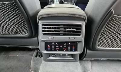 Audi RSQ8 2021, 43841 км, за 109000000 KRW - фото 18