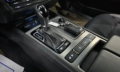 Hyundai Genesis 2016, 177271 км, за 8950000 KRW - фото 9