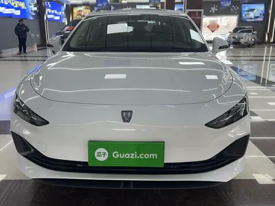 Roewe D7 2024, 300 км, за 74300 CNY - фото 3