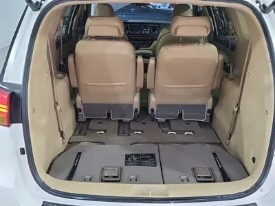 Kia Canival 2016, 168907 км, за 11900000 KRW - фото 5