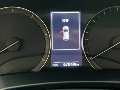 Lexus RX 2019, 67000 км, за 178000 CNY - фото 12