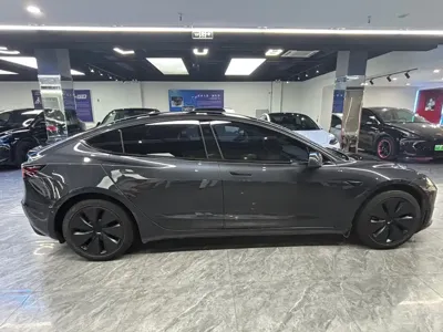 Tesla Model 3 2025, 59000 км, за 173800 CNY - фото 9
