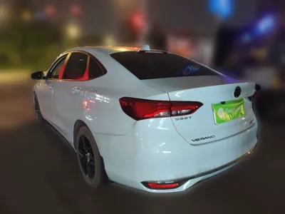 Buick Verano 2022, 29400 км, за 50107.83 CNY
