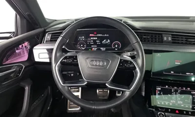 Audi e-tron 2023, 66719 км, за 54500000 KRW - фото 13