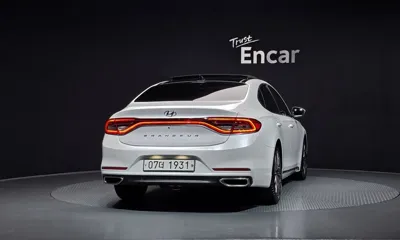 Hyundai Grandeur 2019, 94615 км, за 18900000 KRW