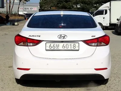 Hyundai Avante 2014, 98970 км, за 6490000 KRW