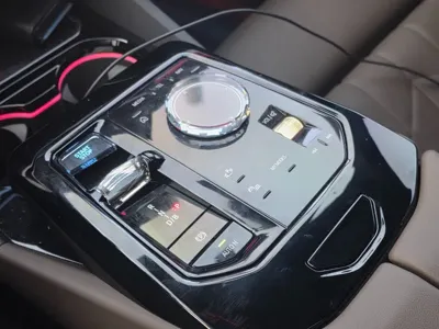 BMW i5 2024, 29899 км, за 68500000 KRW - фото 9