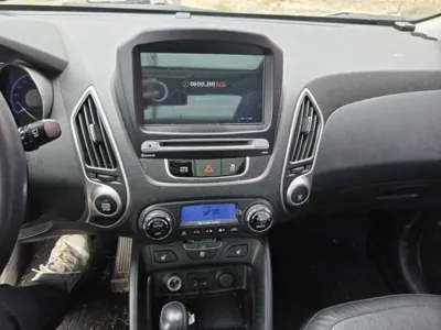 Hyundai Tucson 2013, 108451 км, за 5500000 KRW - фото 10