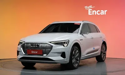 Audi e-tron · 2022 год