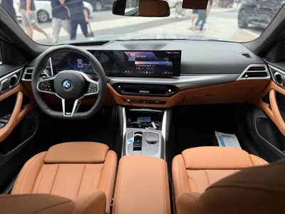 BMW i4 2025, 1324 км, за 48800000 KRW - фото 8
