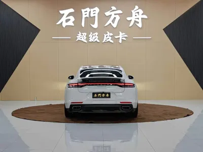 Porsche Panamera 2022, 65000 км, за 628000 CNY