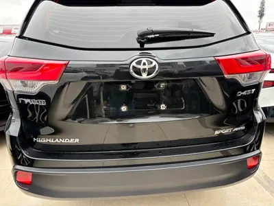 Toyota Highlander 2020, 70000 км, за 125800 CNY - фото 10