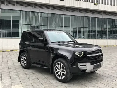 Land Rover Defender 2022, 27000 км, за 458000 CNY