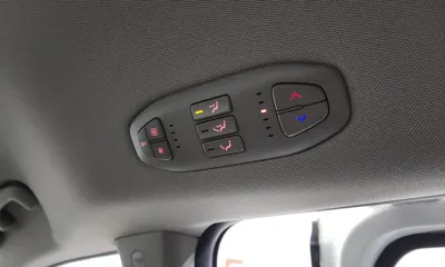 Kia Canival 2019, 121793 км, за 10200000 KRW - фото 19