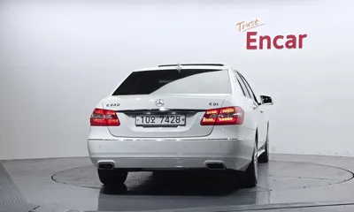 Mercedes-Benz E-Class 2012, 178838 км, за 9990000 KRW