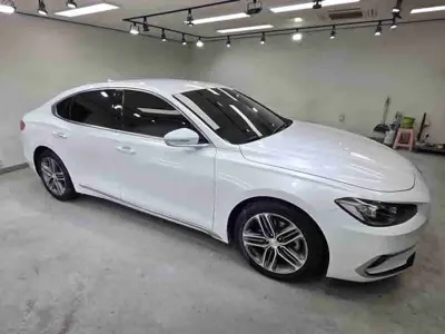 Hyundai Grandeur 2017, 116790 км, за 15480000 KRW