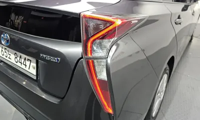 Toyota Prius 2017, 52349 км, за 17900000 KRW - фото 23