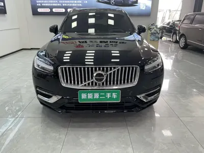 Volvo XC90 PHEV 2023, 12000 км, за 358800 CNY