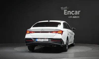 Hyundai Avante 2024, 4815 км, за 54900000 KRW
