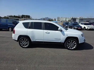 Jeep Compass 2014, 95000 км, за 5500000 KRW