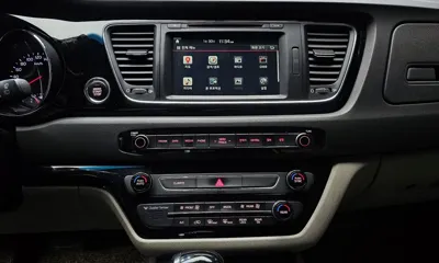 Kia Canival 2016, 177732 км, за 8900000 KRW - фото 16