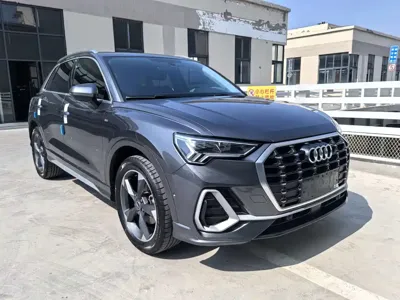 Audi Q3 2022, 25200 км, за 189800 CNY