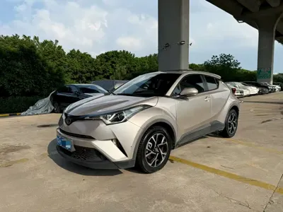 Toyota C-HR · 2020 год