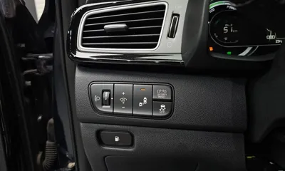 Kia Niro 2018, 153179 км, за 10500000 KRW - фото 17
