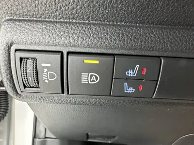 Toyota Corolla 2023, 18000 км, за 91800 CNY - фото 13