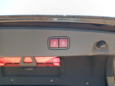 Mercedes-Benz E-Class 2015, 66000 км, за 11500000 KRW - фото 18