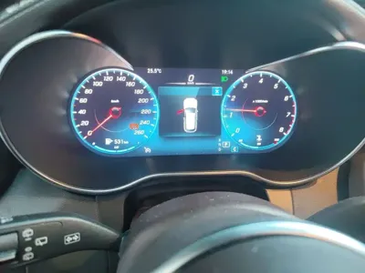 Mercedes-Benz GLC 2021, 48600 км, за 190700 CNY