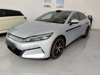 BYD 汉L 2025, 3600 км, за 197399 CNY