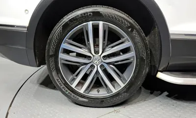Volkswagen Tiguan 2018, 187192 км, за 19390000 KRW - фото 5