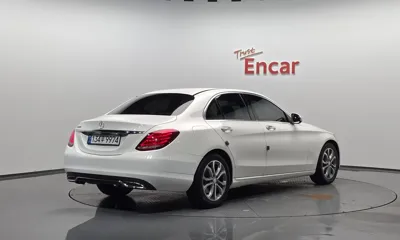 Mercedes-Benz C-Class 2017, 59560 км, за 15500000 KRW