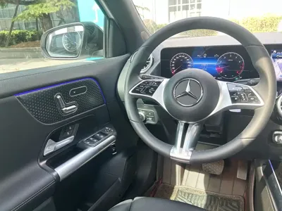 Mercedes-Benz GLA 2024, 24000 км, за 153800 CNY - фото 14