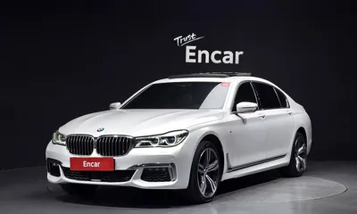BMW 7-Series · 2018 год